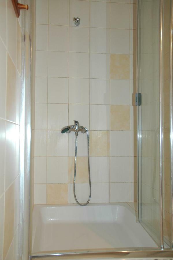 Lawer Apartment เรวัล ภายนอก รูปภาพ
